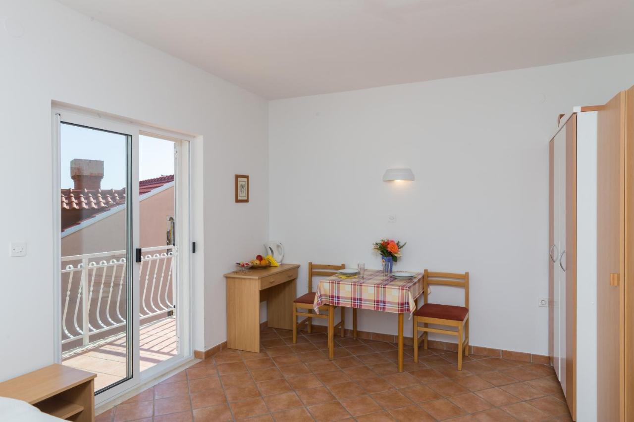 מליני Villa Dubravka מראה חיצוני תמונה
